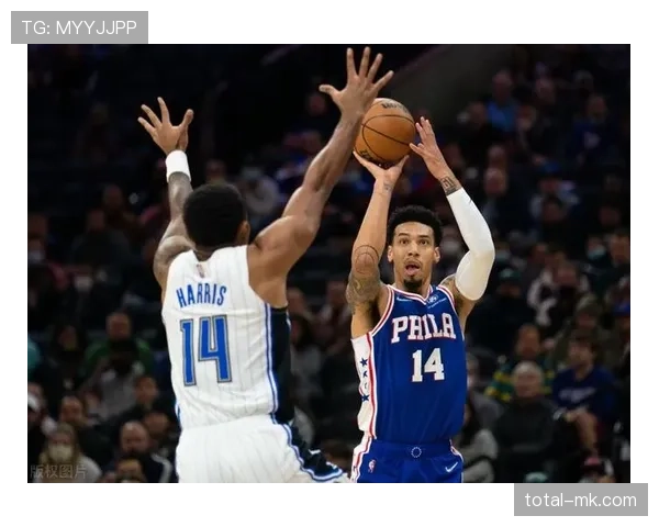 丹尼·格林无球跑动制造空位，3D价值凸显