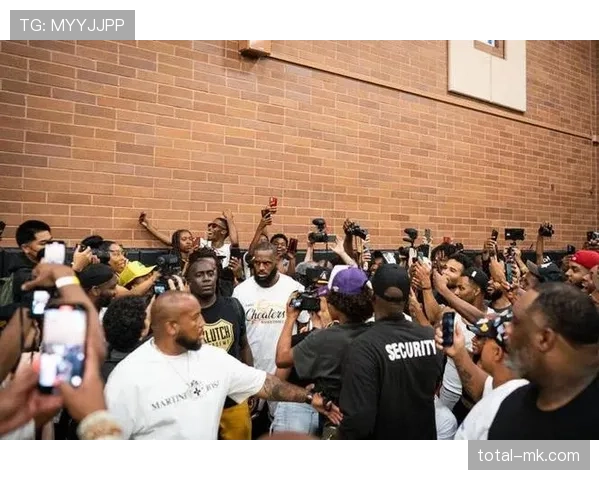 索汉突破威少防守效率提升，拉开球队关键时刻差距