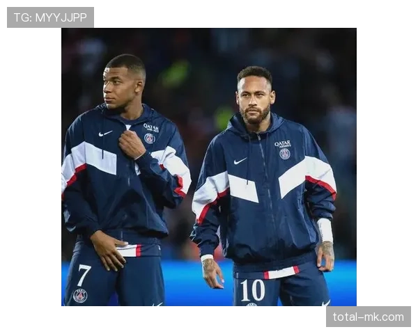 姆巴佩特权需求与球队管理的平衡与挑战