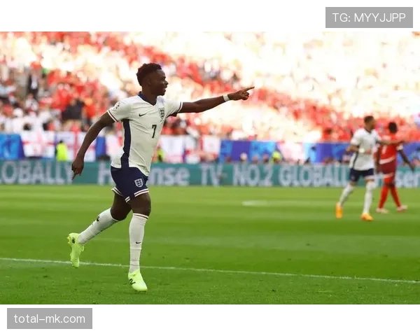 帕尔默与萨卡：成长路径差异与战术适配潜力解析